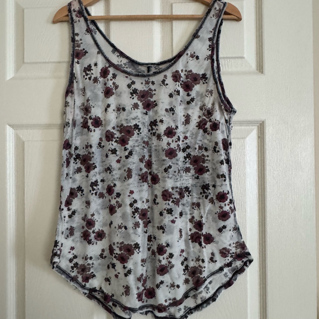 Floral Sleeveless Sheer Top - Gray And Purple.